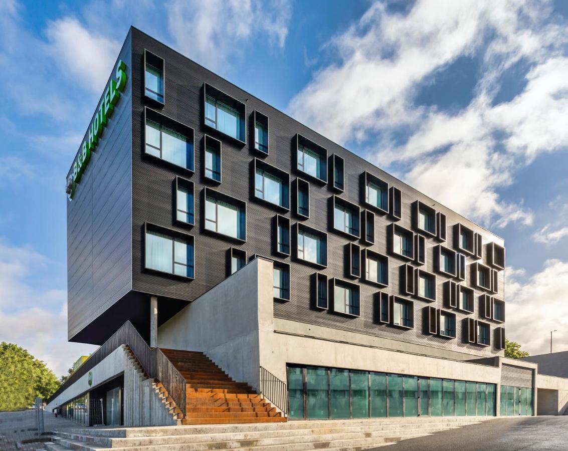 B&B Hotel Guimaraes Exterior photo